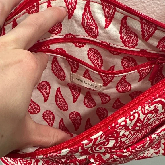 Vera Bradley Original Hipster in Paisley Key Red NWOT zipper purse bag - Picture 6 of 8
